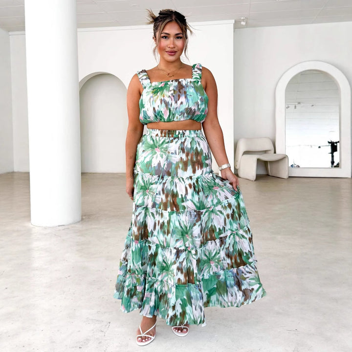Maxi Dress for Women with Airy Blouse and Voluminous Skirt Chic & Style