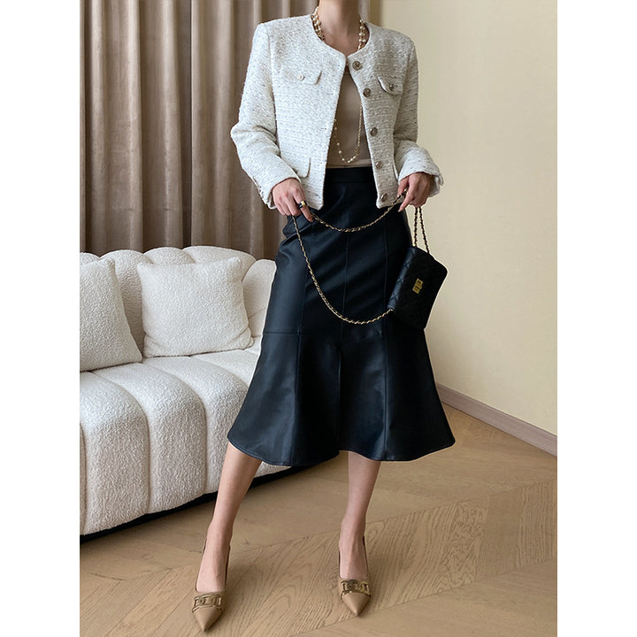 Ladies Elegant Leather Skirt with Flared Cut Chic & Stil