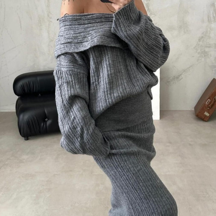 Knitted outfit for women with oversized collar and fitted cut Lune London
