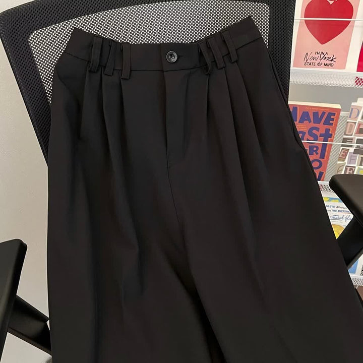 Pantalon élégant pour femmes taille haute avec plis et jambes larges Chic & Stil