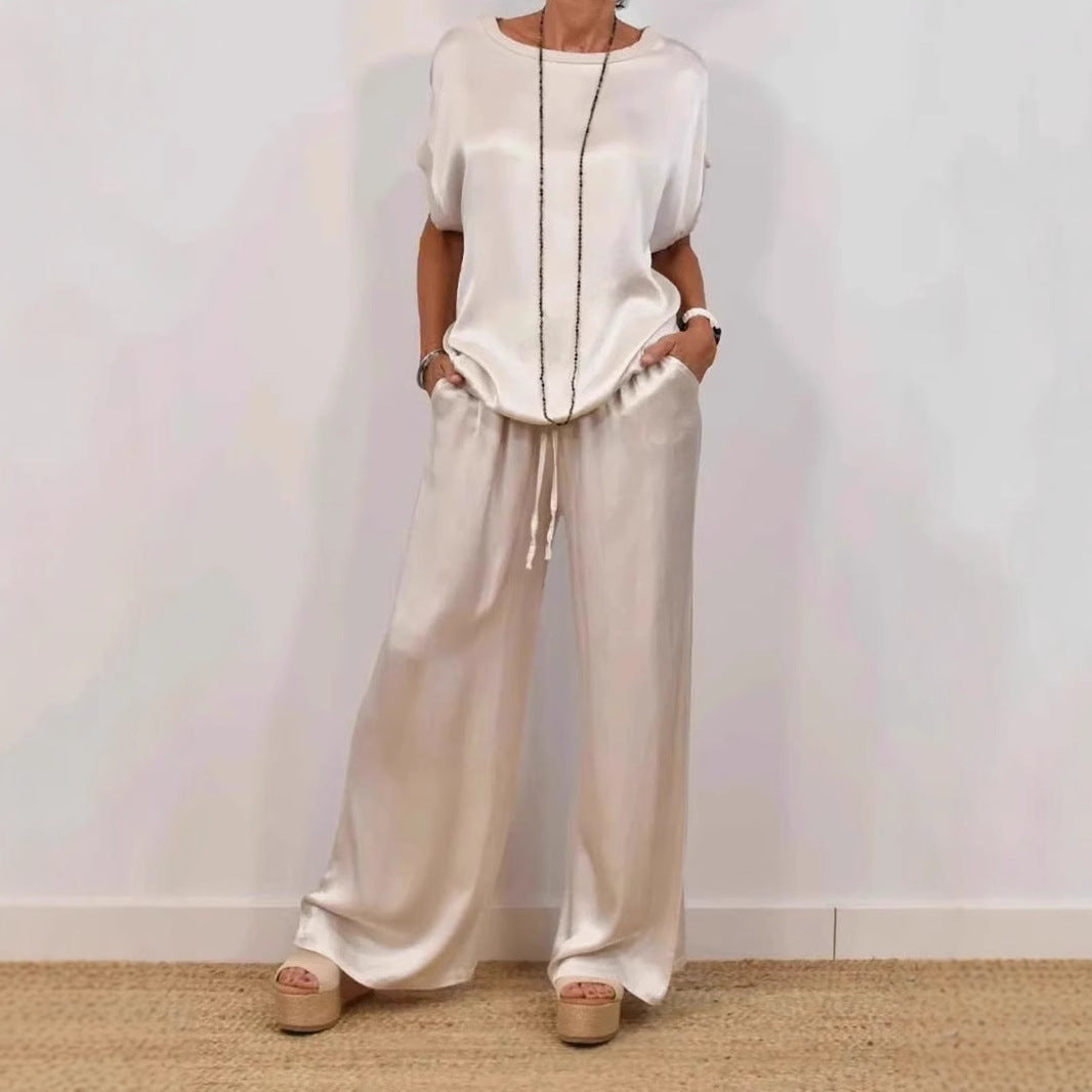 Women’s Elegant Satin Lounge Set with Loose Fit and Casual Top Lune London