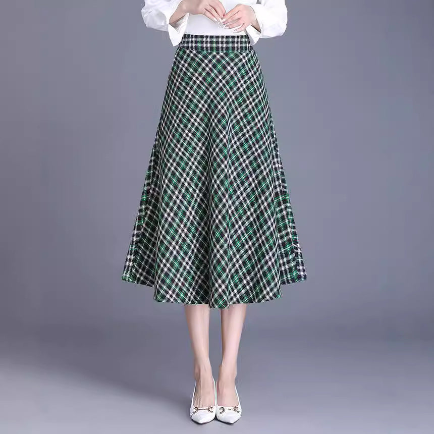 Midi skirt for women with an elegant checked design and fluid cut Lune London