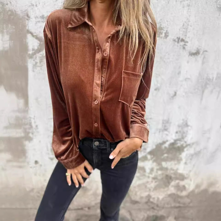 Women Elegant and Luxurious Velvet Blouse with Pockets Lune London