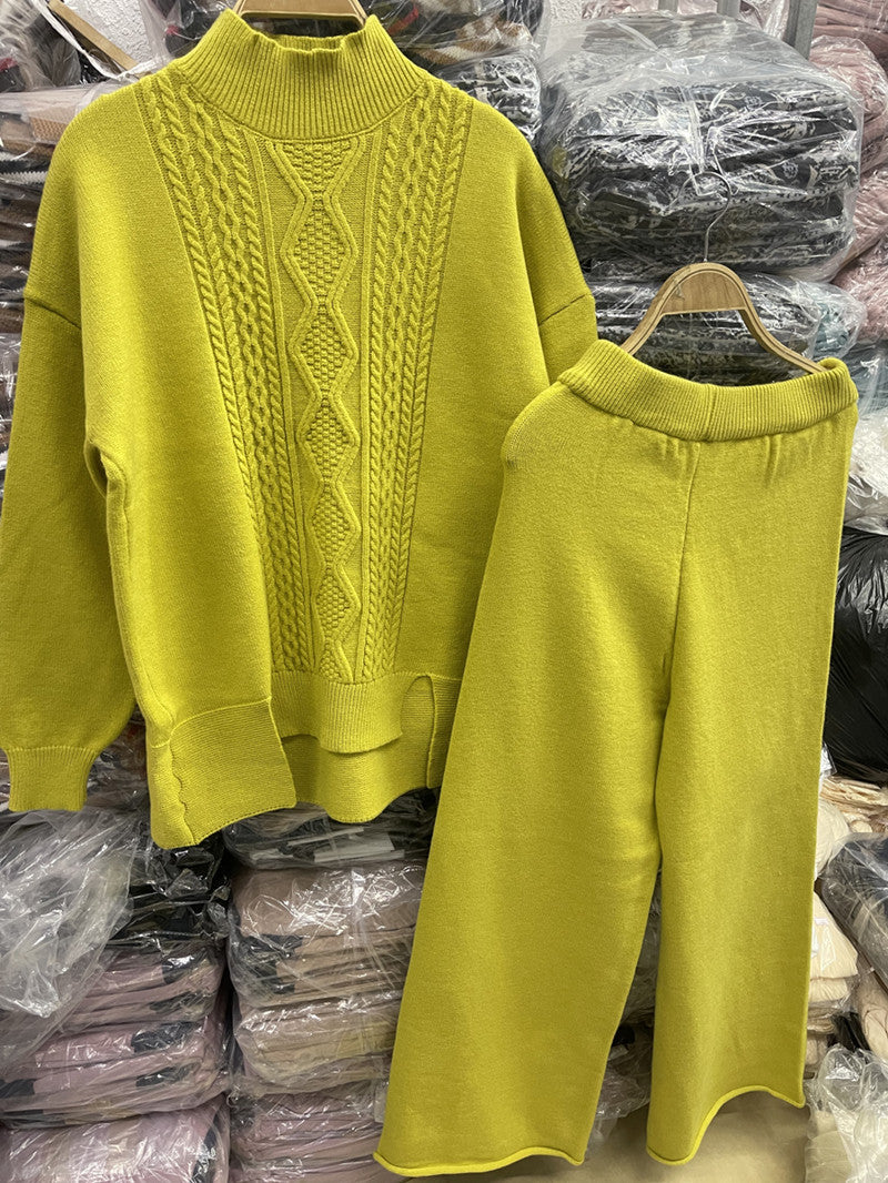 Elegant women's knit set with high collar and colorful pattern Lune London