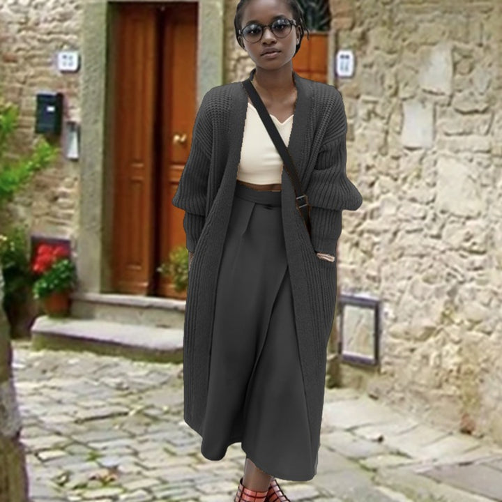 Ladies long knit cardigan with relaxed fit and side pockets Lune Londonl