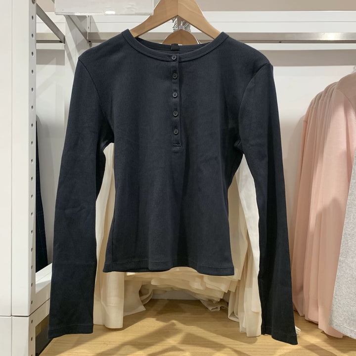 Chemise Henley à manches longues pour femmes en mélange de coton fin Chic & Stil