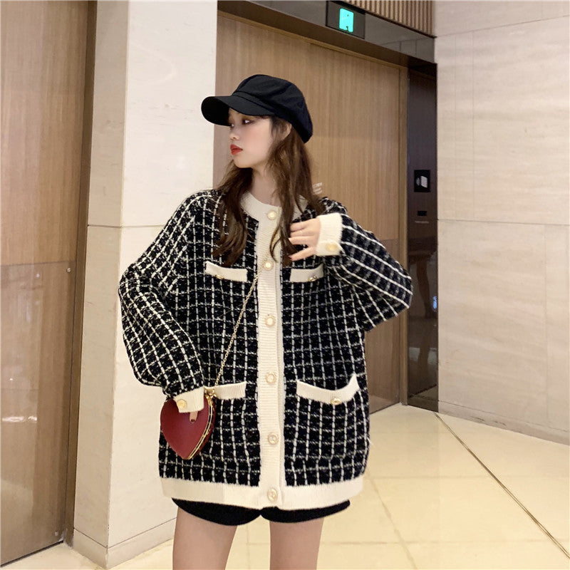 Ladies elegant cardigan with printed design and high quality button details Lune London