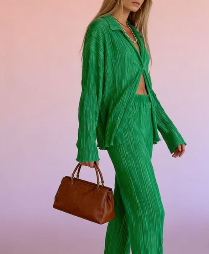 Women's Casual Two-Piece Set with Pleated Details and Loose Fit Lune London