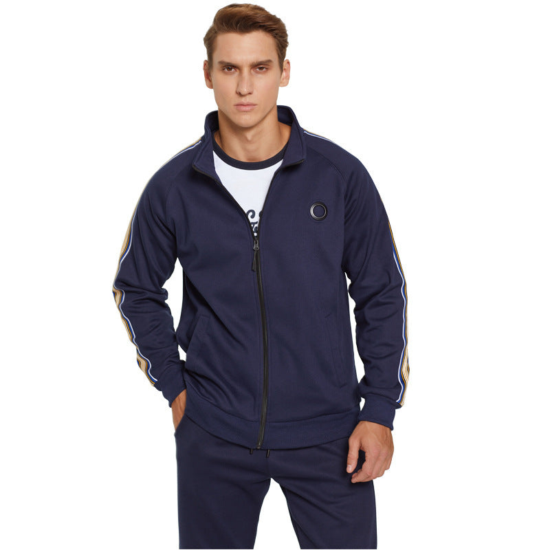 Casual tracksuit for men with practical pockets and breathable materials Lune London