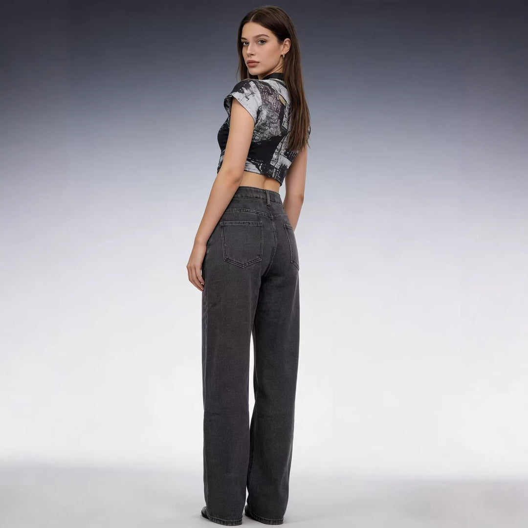 Women high-waisted wide jeans with sophisticated seam details Lune London