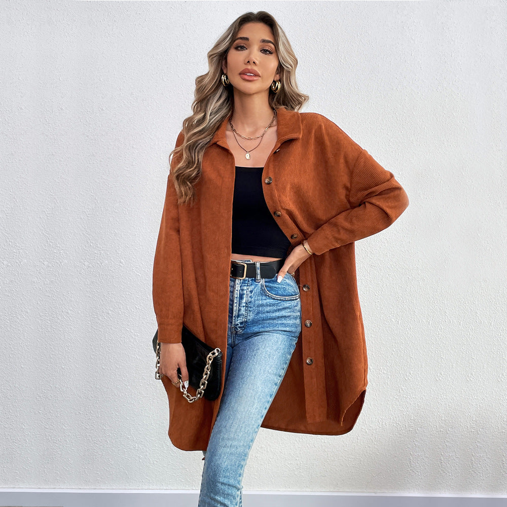 Veste chemise à manches longues pour femmes en corduroy doux avec patte de boutonnage Chic & Stil
