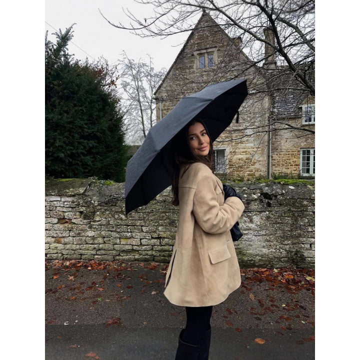 Oversized blazer jacket for women with a casual fit and deep pockets Lune London