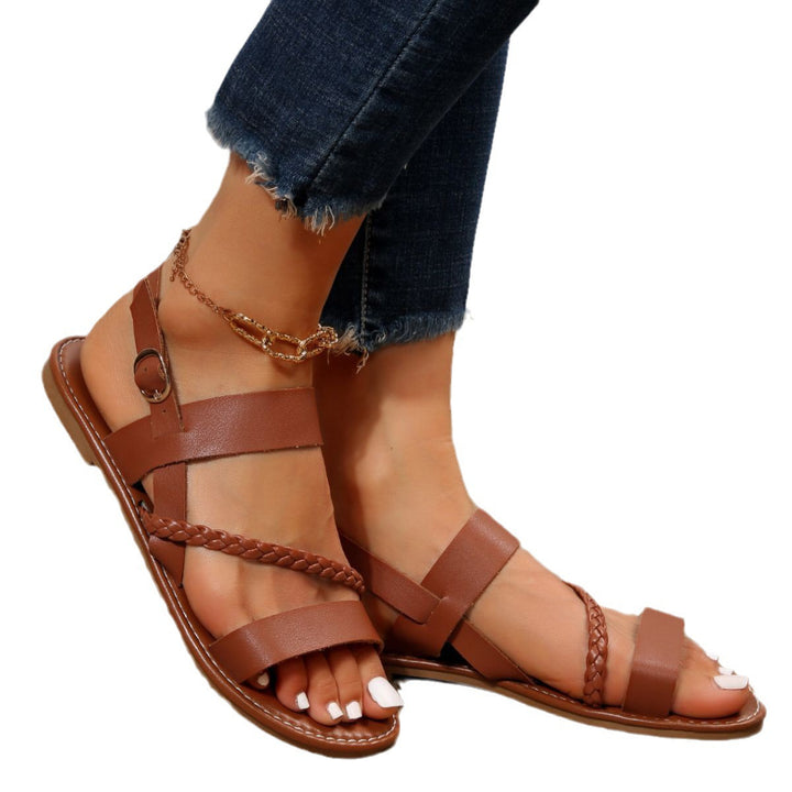 Elegant and comfortable women's sandals with strap details Woven chic and style