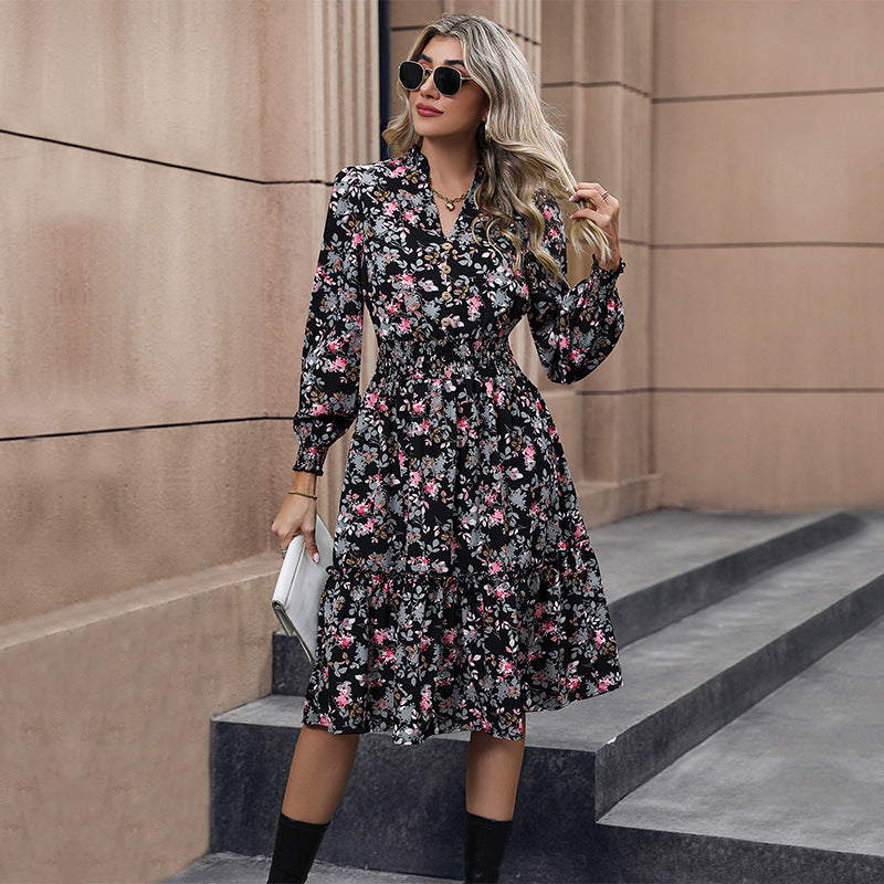 Midi dress for women with floral accents and gathered details Lune London