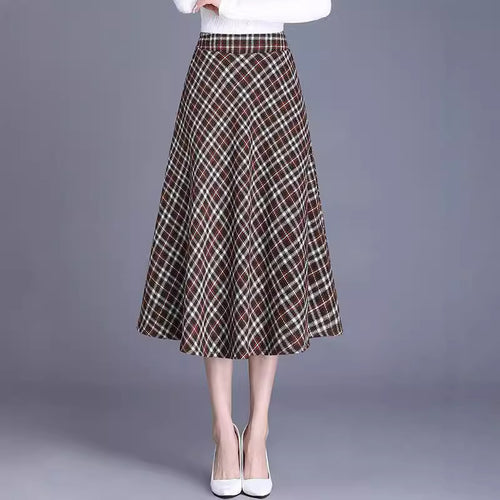Midi skirt for women with an elegant checked design and fluid cut Lune London
