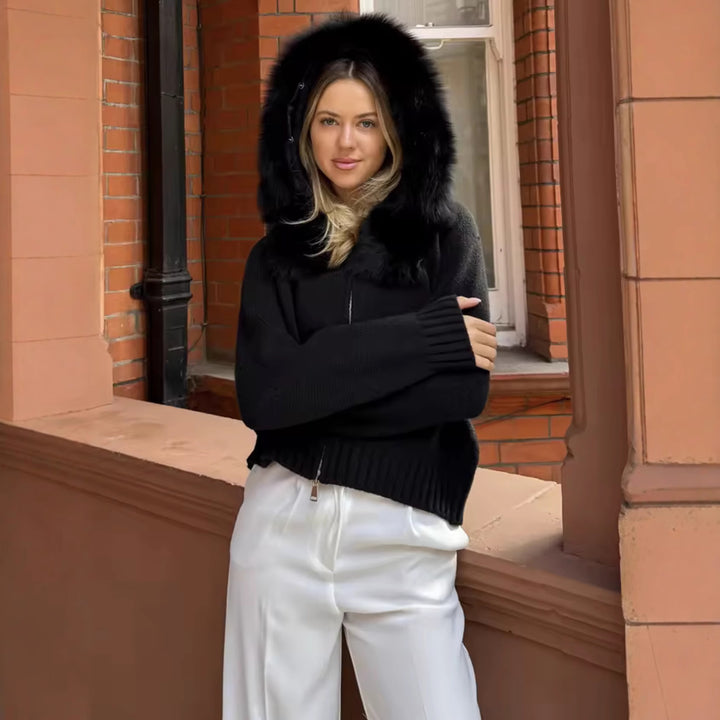 Women's knit cardigan with luxurious faux fur collar and zipper Lune London
