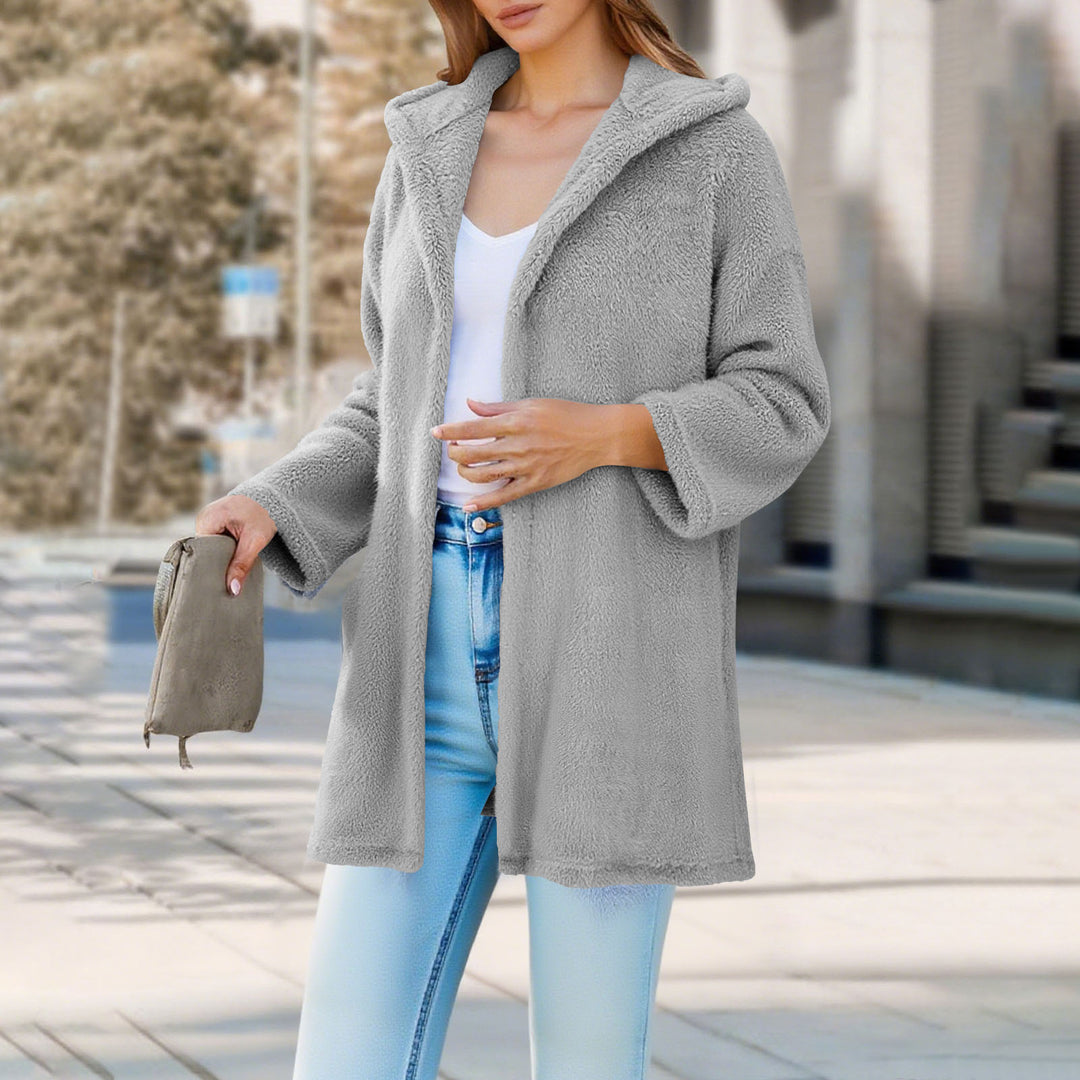 Cozy and stylish women Lune London