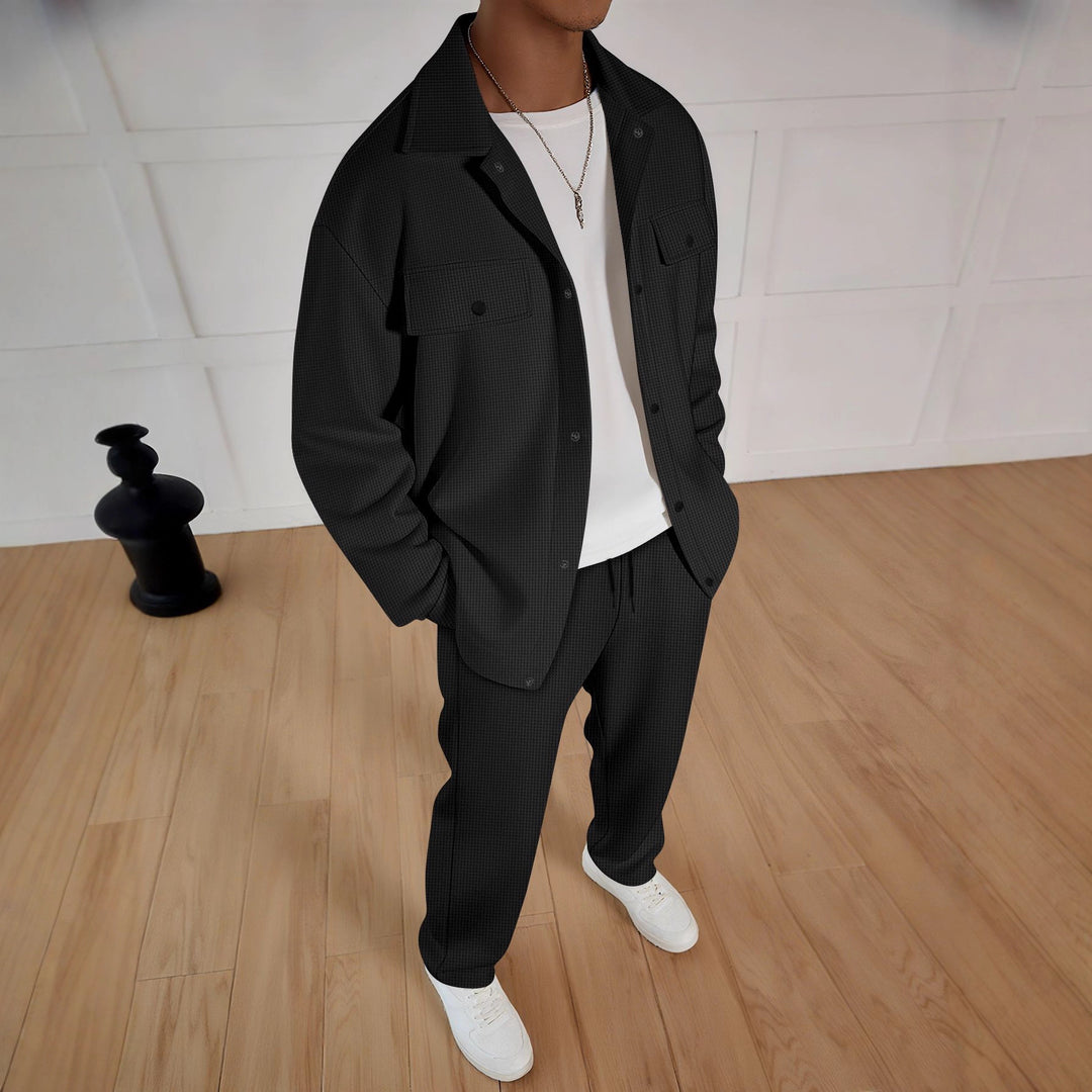 Elegant leisure suit for men with textured jacket and comfortable pants Lune London