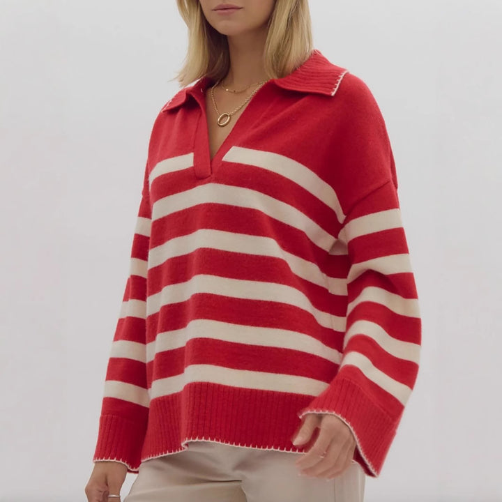 Pull en tricot élégant pour femmes avec décolleté en V et motif à larges rayures Chic & Stil