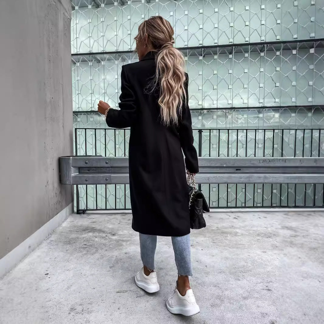 Elegant wool coat for women in oversized style Lune London