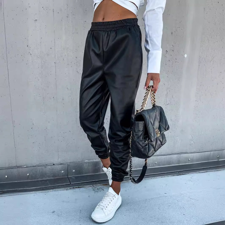 Trendy short shirt with bow for women Lune London