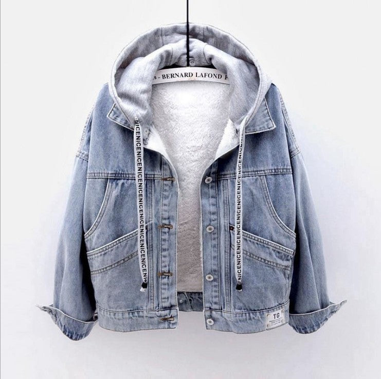Veste en jean pour femmes avec hoodie intégré Chic & Stil