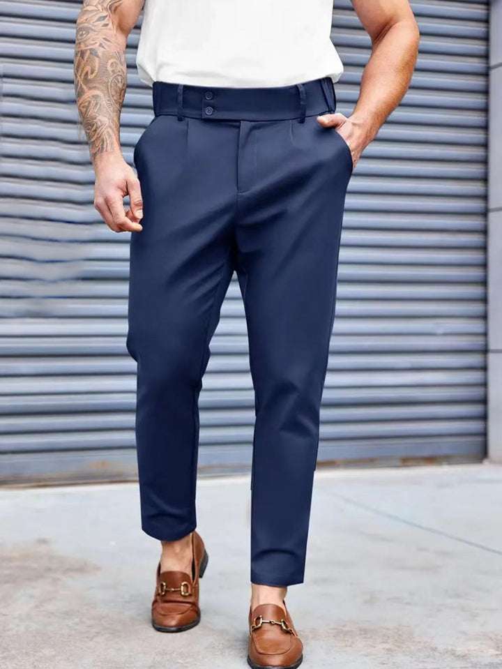 Elegant chino pants for men with elastic waistband and classic fit Lune London