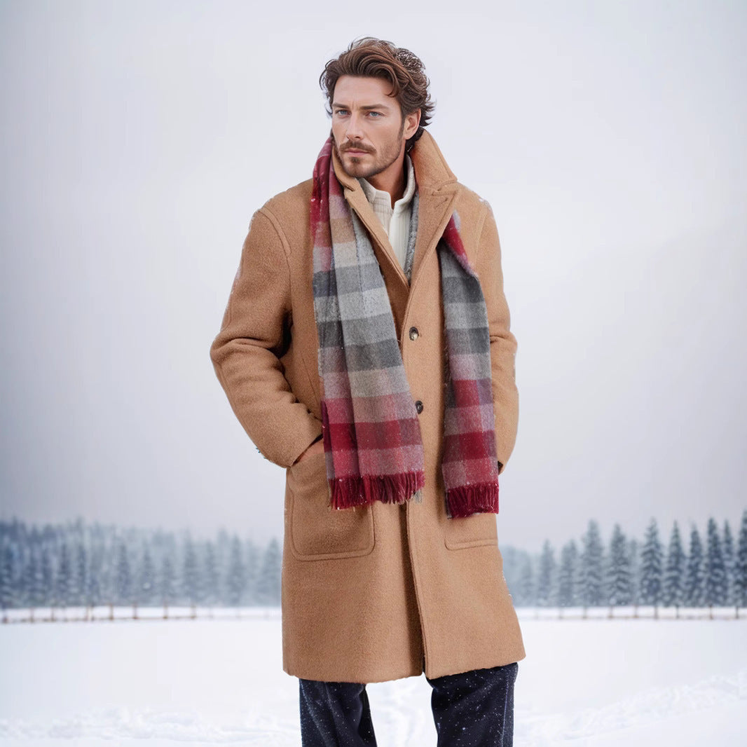 Classic wool coat for men with luxurious lining and elegant lapels Chic and Style