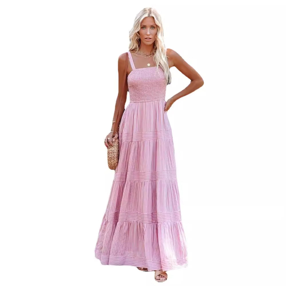 Long maxi dress for women, slightly flared, with gathers and spaghetti straps Chic & Stil