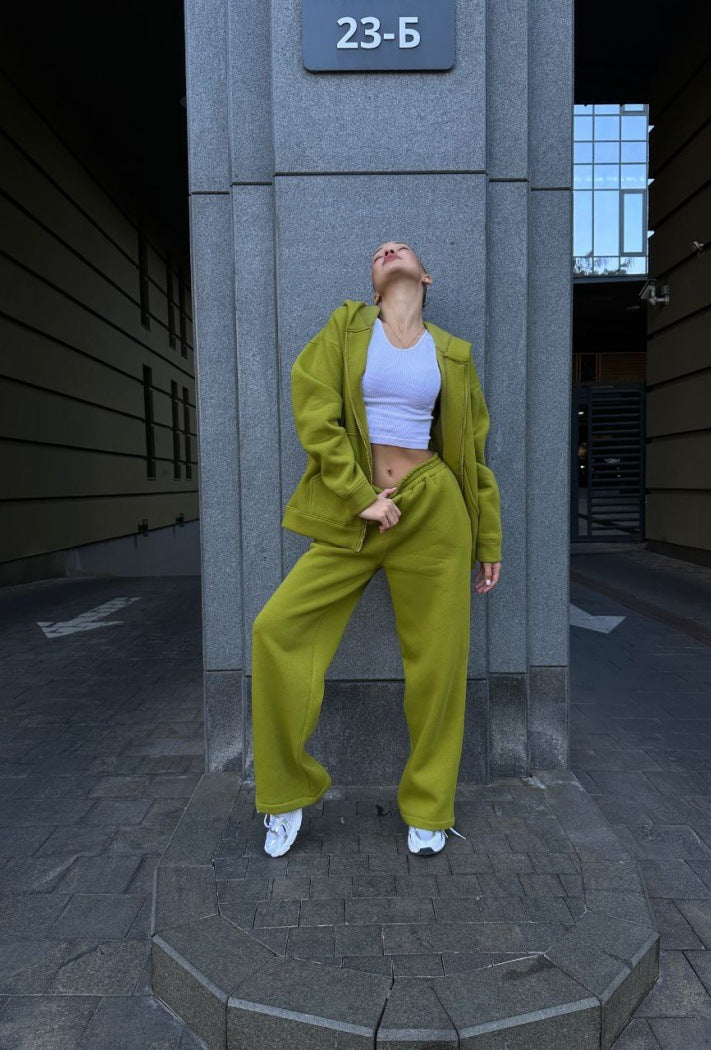 Women's sporty hoodie set with a loose fit and comfortable jogger pants Lune London