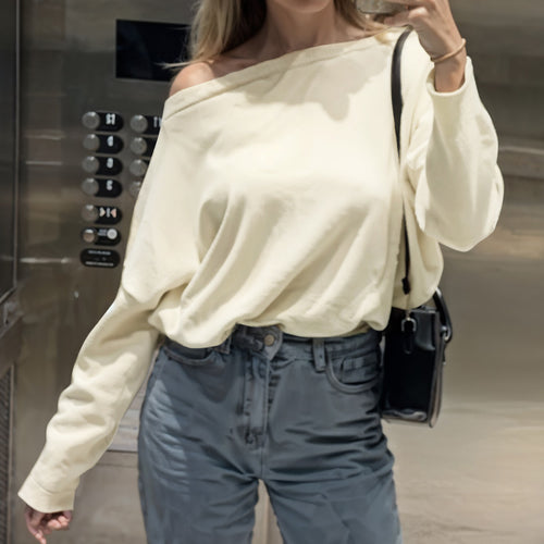 Ladies Off-Shoulder Sweatshirt Lune London