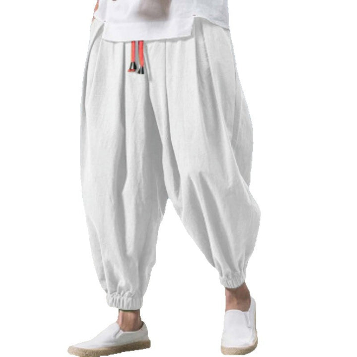 Casual pants for men with an elastic waistband and practical pockets Lune London