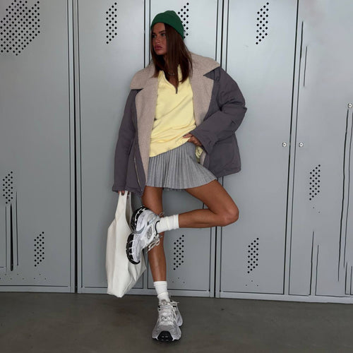 Ladies Stylish Oversized Jacket with Teddy Lining Chic & Stil