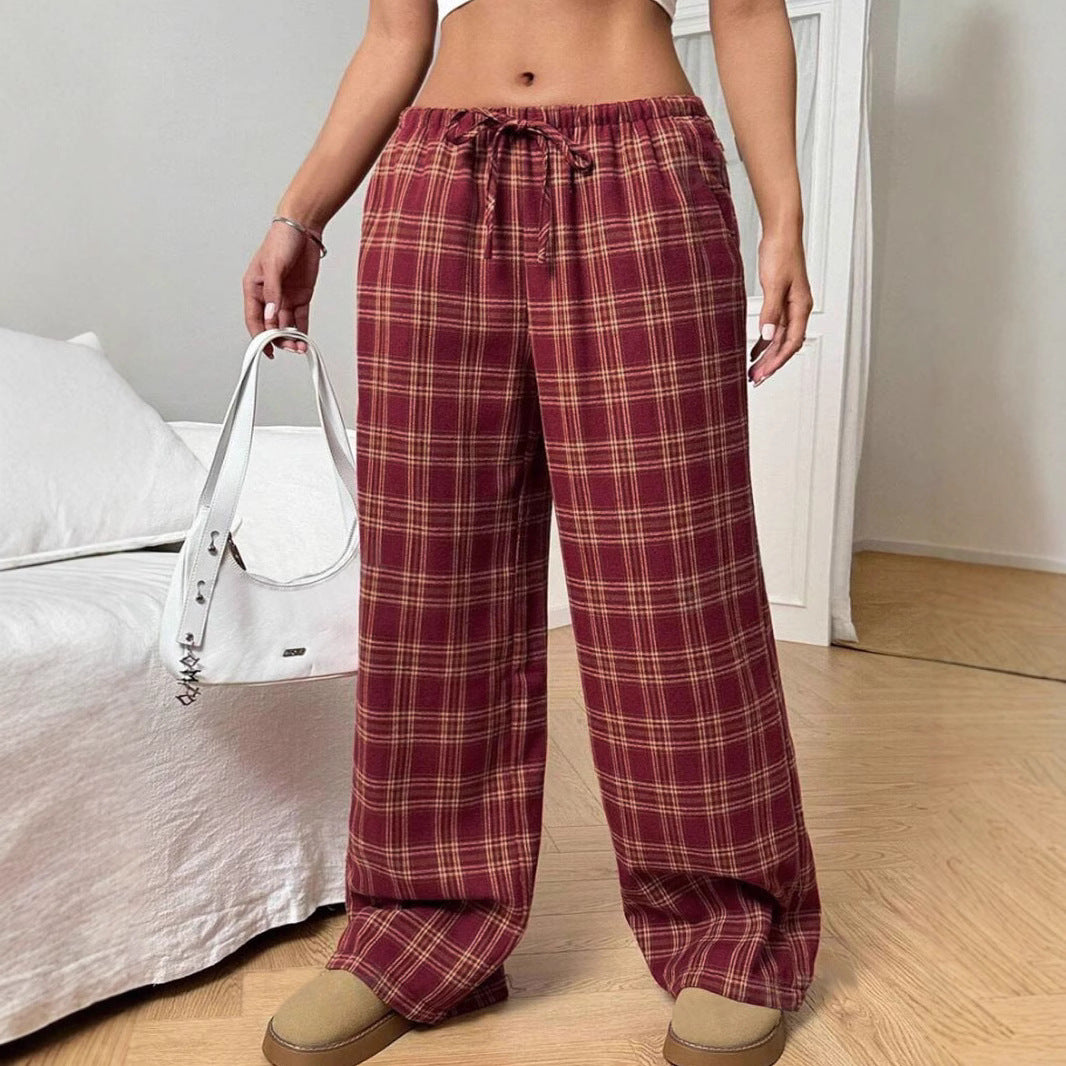 Loose plaid pants for women with elastic waist and practical pockets Lune London