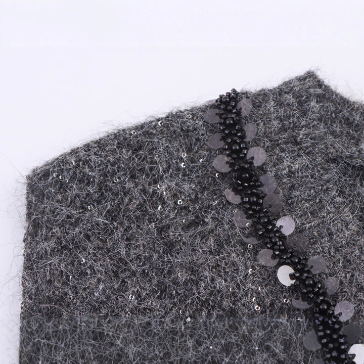 Ladies elegant sleeveless knitted sweater with sparkling appliqués Lune London