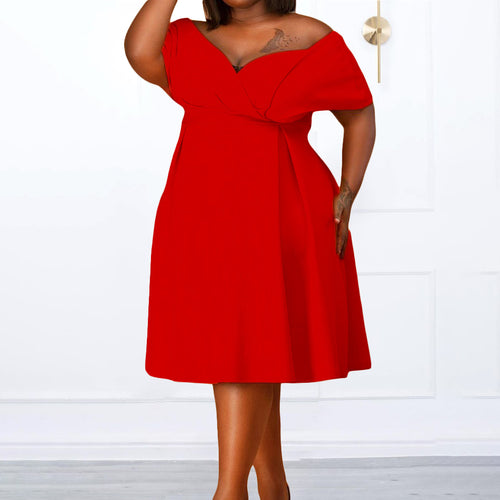 Evening dresses for women with a fluid skirt and elegant draping Lune London