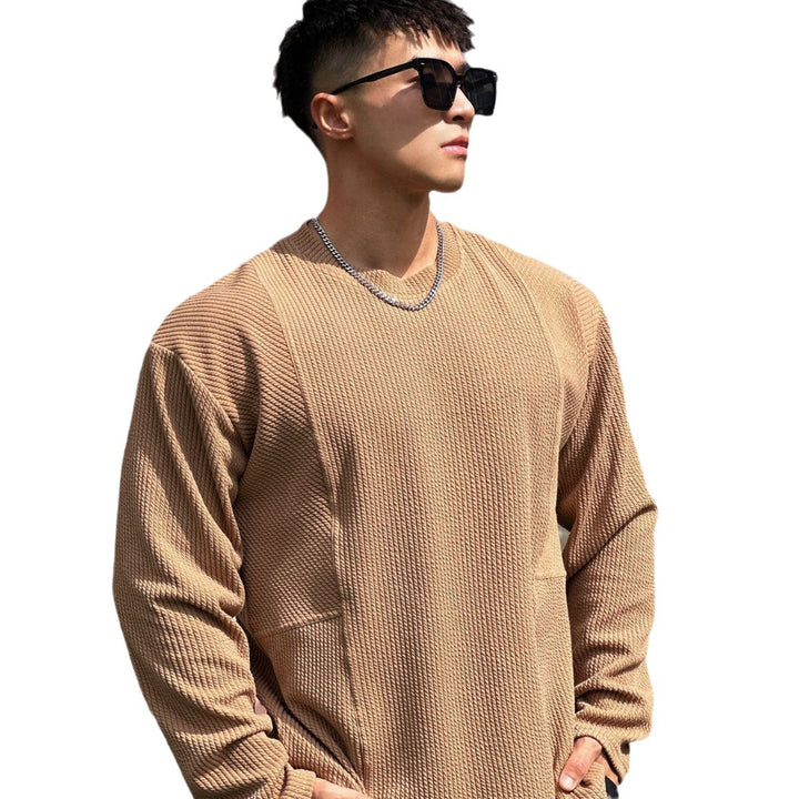 Casual textured fabric sweatshirt for men with practical pockets Lune London