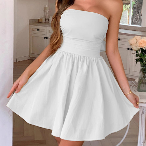 Summer graduation dress for women with off-shoulder design and flowy skirt Lune London