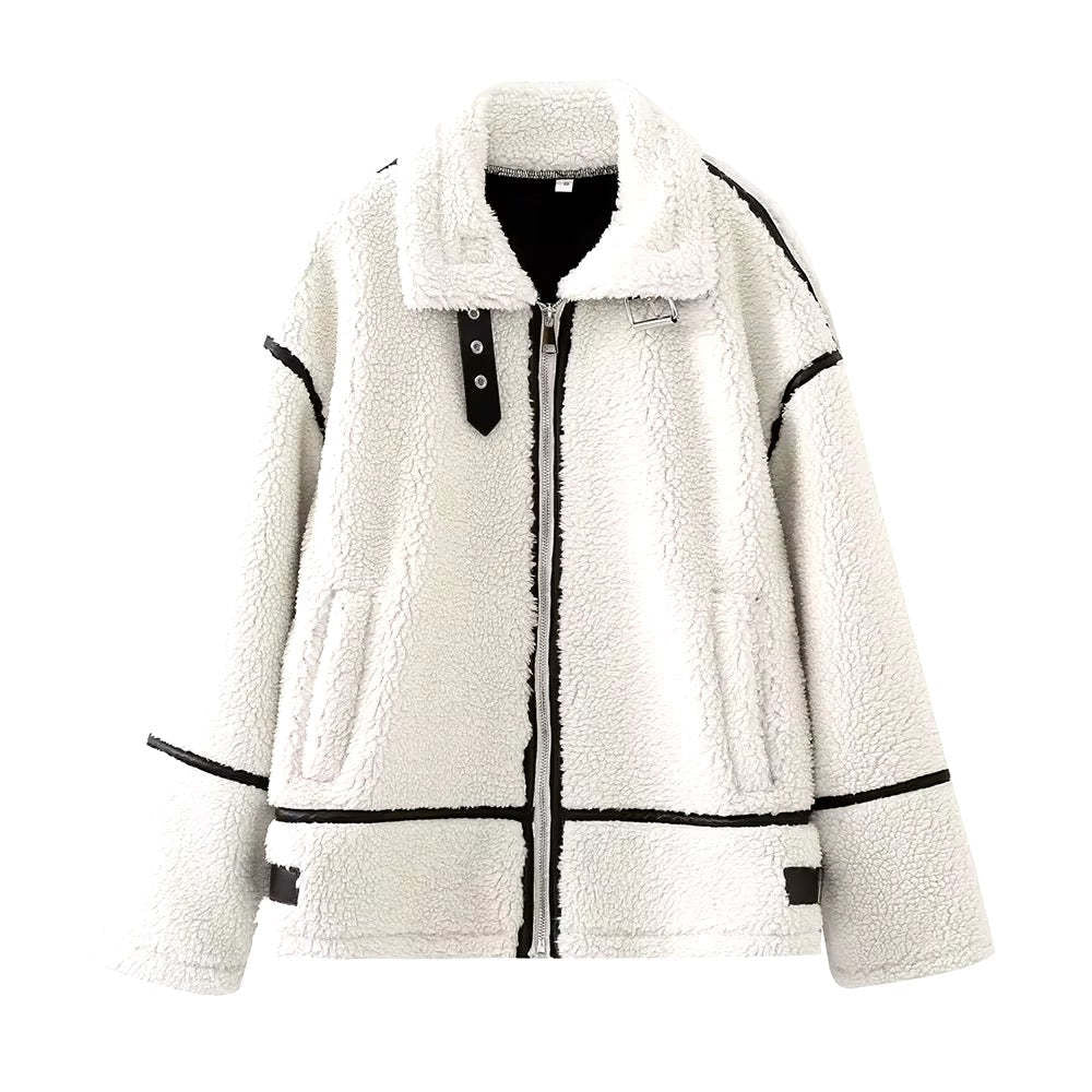 Fleece jacket for women with a modern cut and functional pockets Lune London