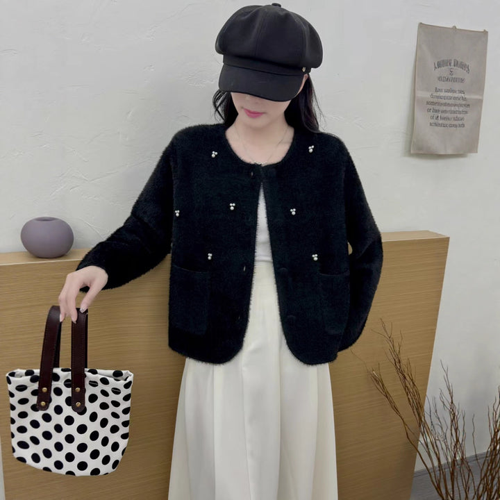 Cardigan confortable pour femmes avec décoration en perles et col rond classique Chic & Stil