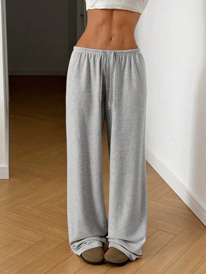 Casual and comfortable women's pants in soft jersey Lune London