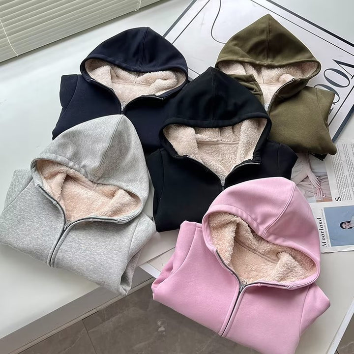 Veste à capuche chaude et confortable pour femmes avec doublure en polaire Chic & Stil