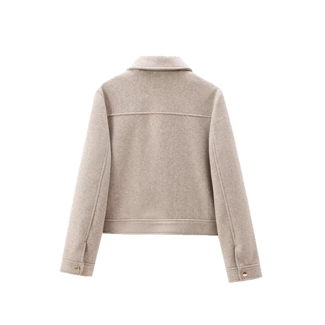 Trendy short jacket for women with practical flap pockets Lune London