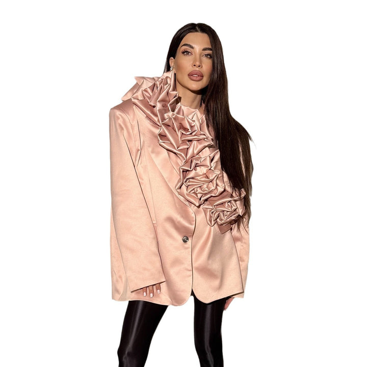 Women's jacket with voluminous ruffle details and an elegant collar Lune London