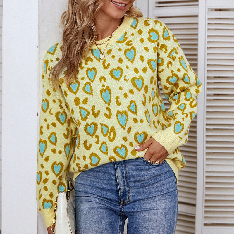 Ladies playful sweater with heart and leopard pattern Lune London