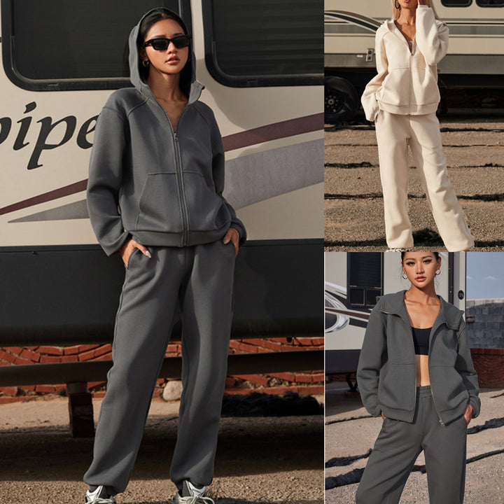 Comfortable sports jacket for women with zipper and casual joggers Lune London