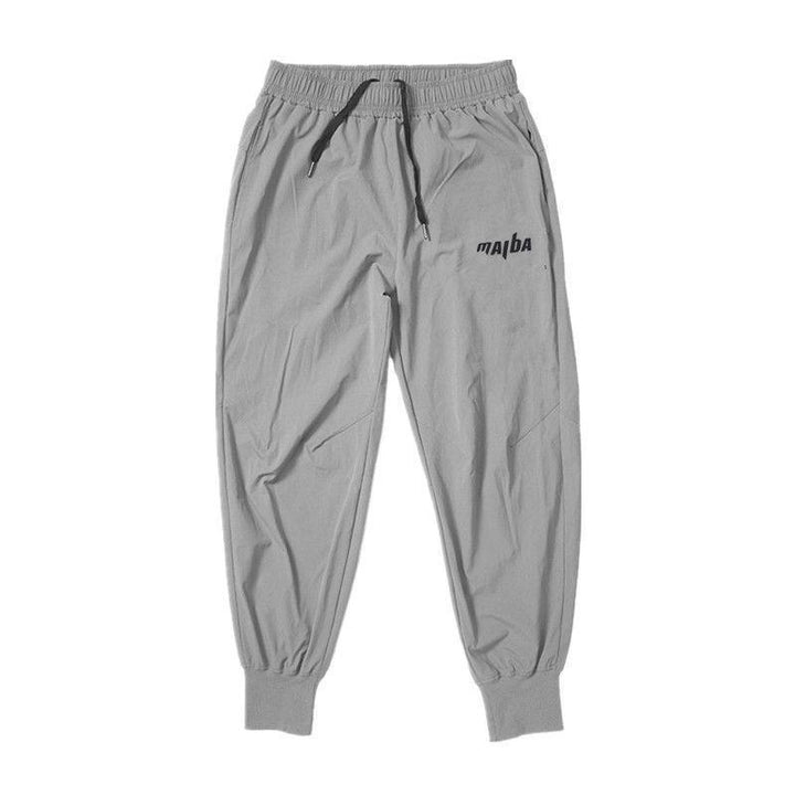 Joggeurs décontractés pour femmes avec ceinture confortable et poches latérales Chic & Stil
