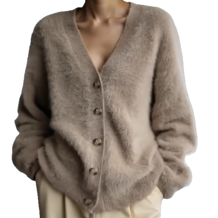 Lune London plush cardigan for women with elegant buttons and loose fit