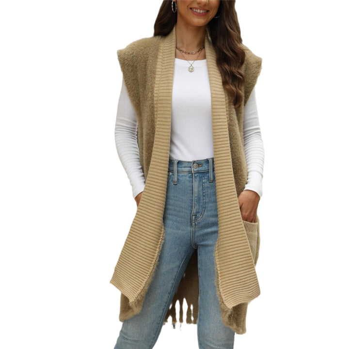 Ladies knit cardigan with open edges and practical pockets Lune London
