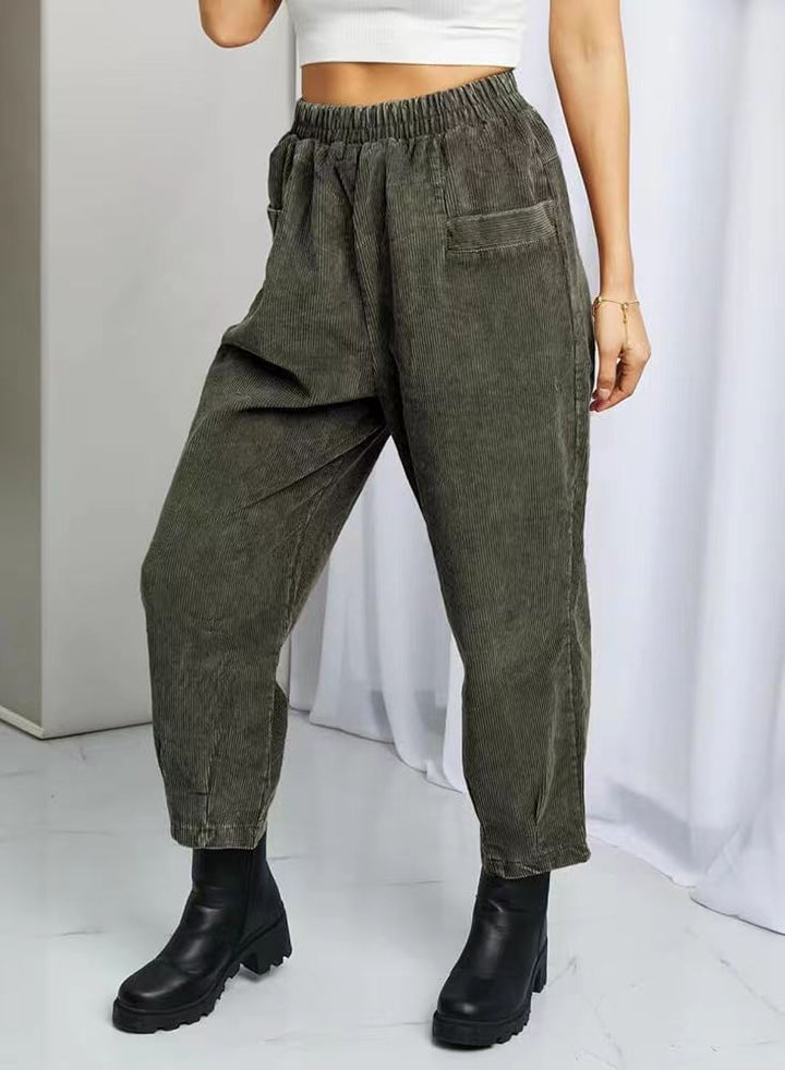 Dames Pantalon de loisirs confortable en corduroy avec taille élastique et poches Lune London